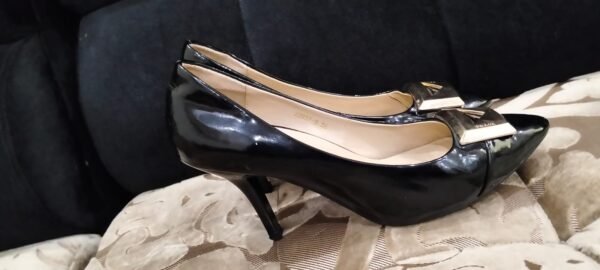 Orignal Prada Point Toe Pencil Heels UK Size 38 - Image 6