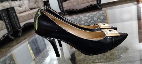 Orignal Prada Point Toe Pencil Heels UK Size 38 - Image 3