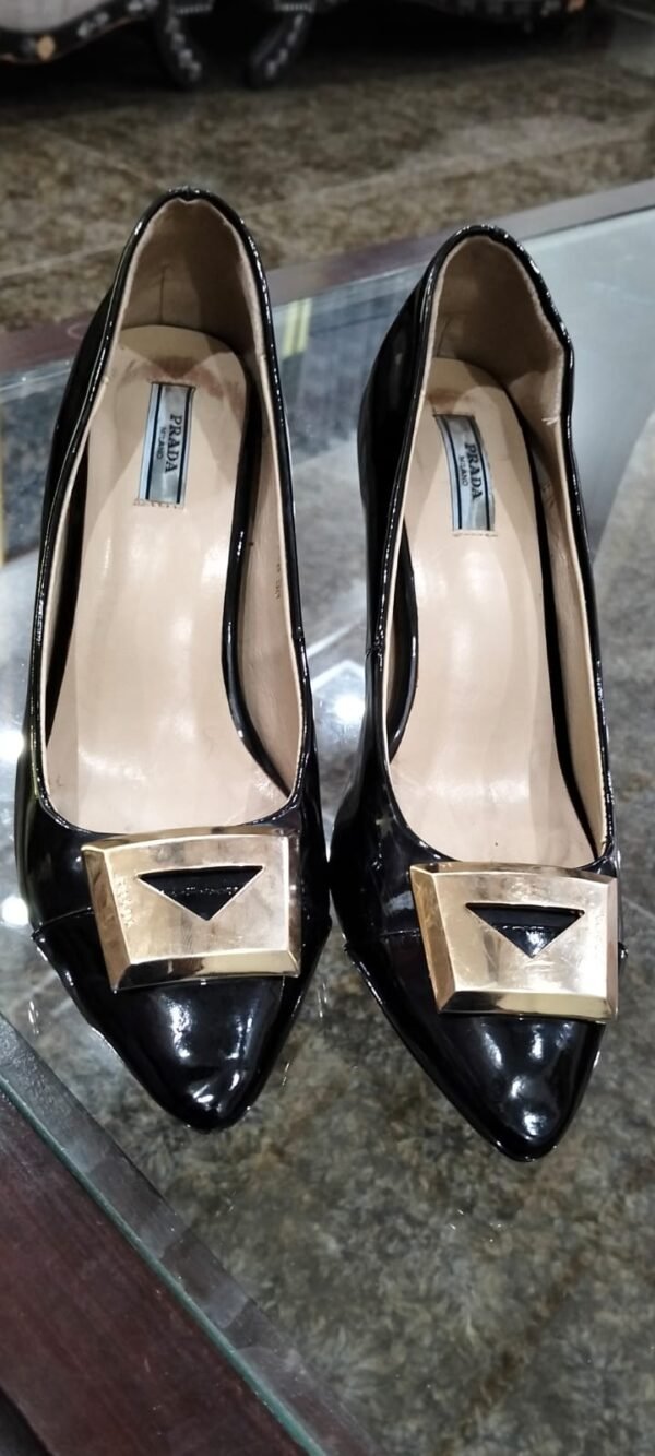 Orignal Prada Point Toe Pencil Heels UK Size 38 - Image 2